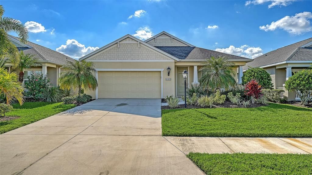 Recently Rented: $2,550 (3 beds, 2 baths, 1744 Square Feet)