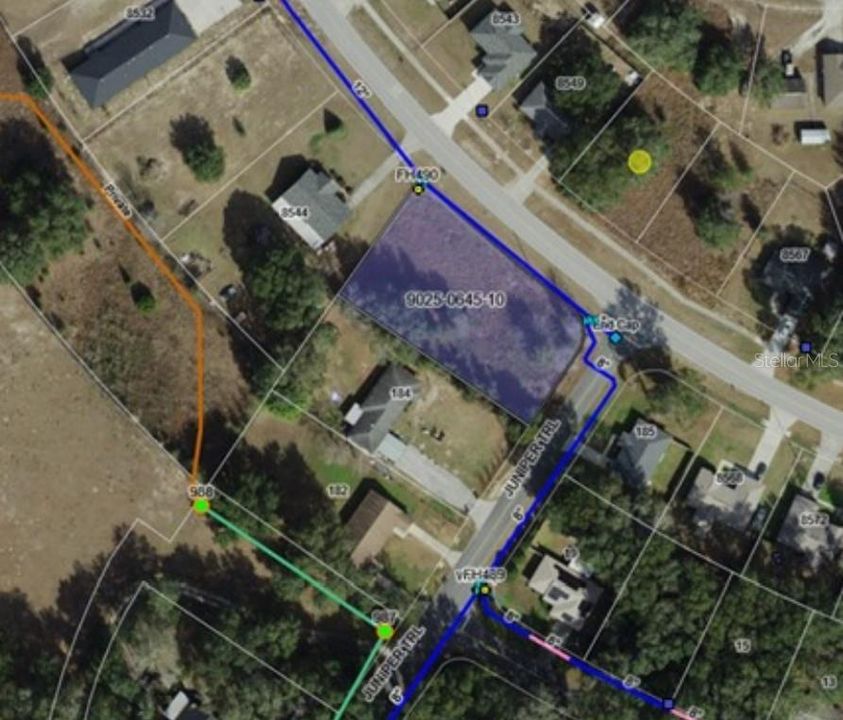 En Venta: $36,900 (0.23 acres)