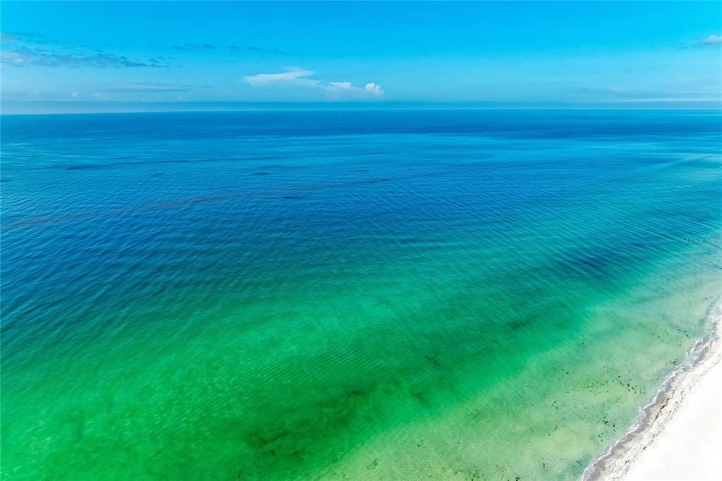 For Sale: $699,000 (2 beds, 2 baths, 1172 Square Feet)