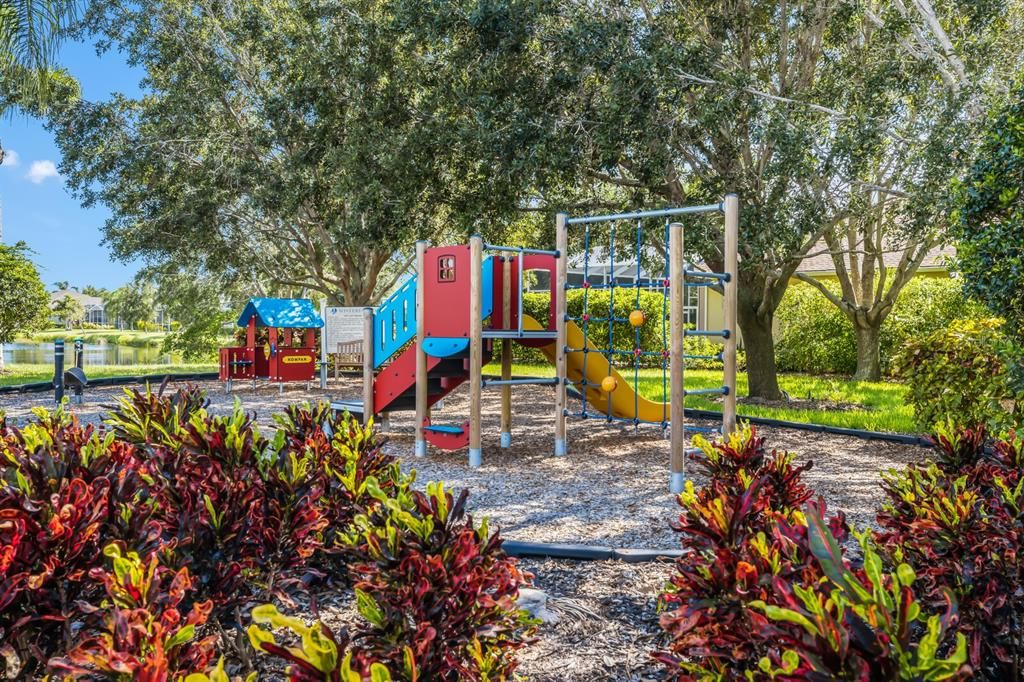 For Sale: $849,900 (3 beds, 2 baths, 2620 Square Feet)