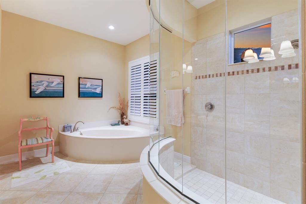 For Sale: $849,900 (3 beds, 2 baths, 2620 Square Feet)