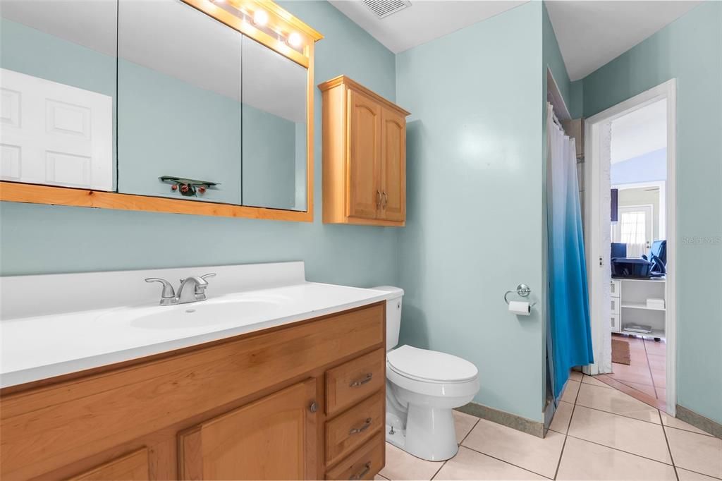 For Sale: $445,000 (4 beds, 2 baths, 2002 Square Feet)