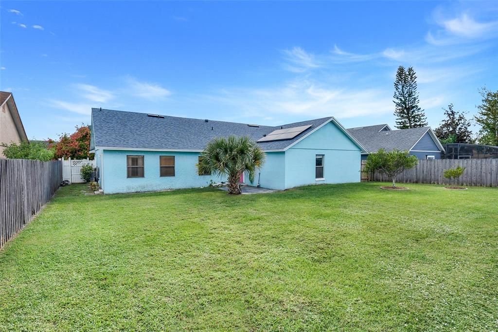 For Sale: $445,000 (4 beds, 2 baths, 2002 Square Feet)