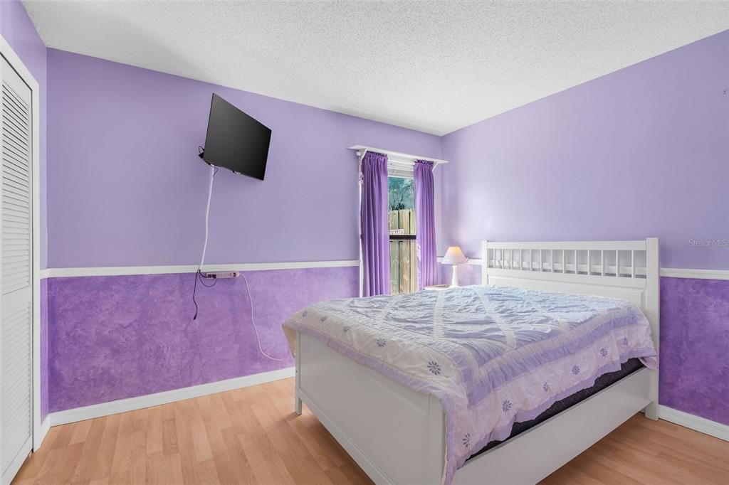 For Sale: $445,000 (4 beds, 2 baths, 2002 Square Feet)