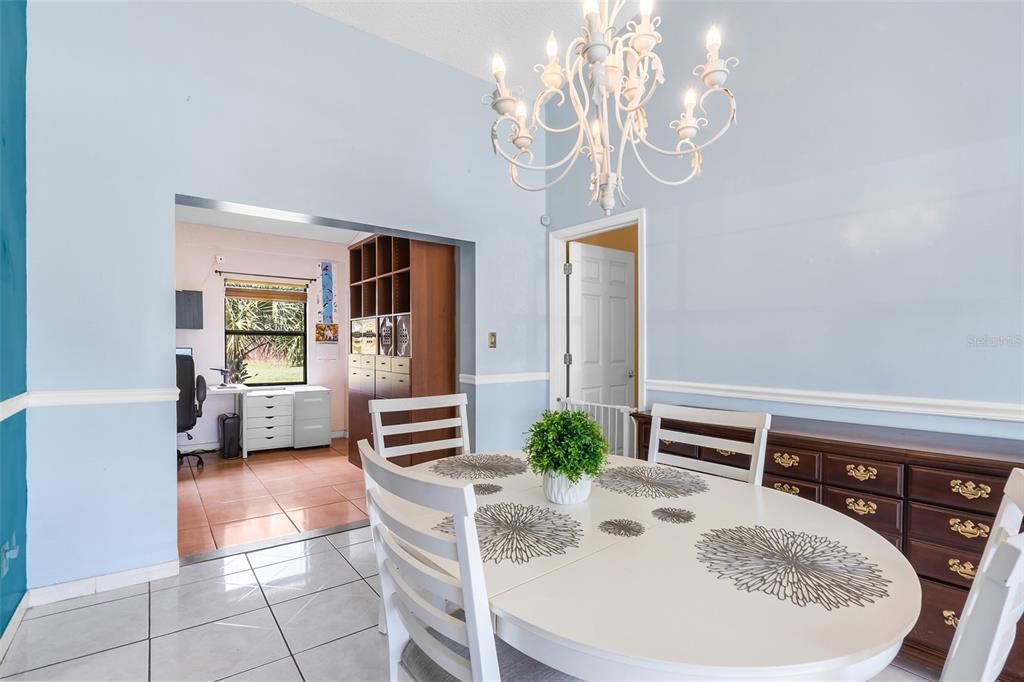 For Sale: $445,000 (4 beds, 2 baths, 2002 Square Feet)