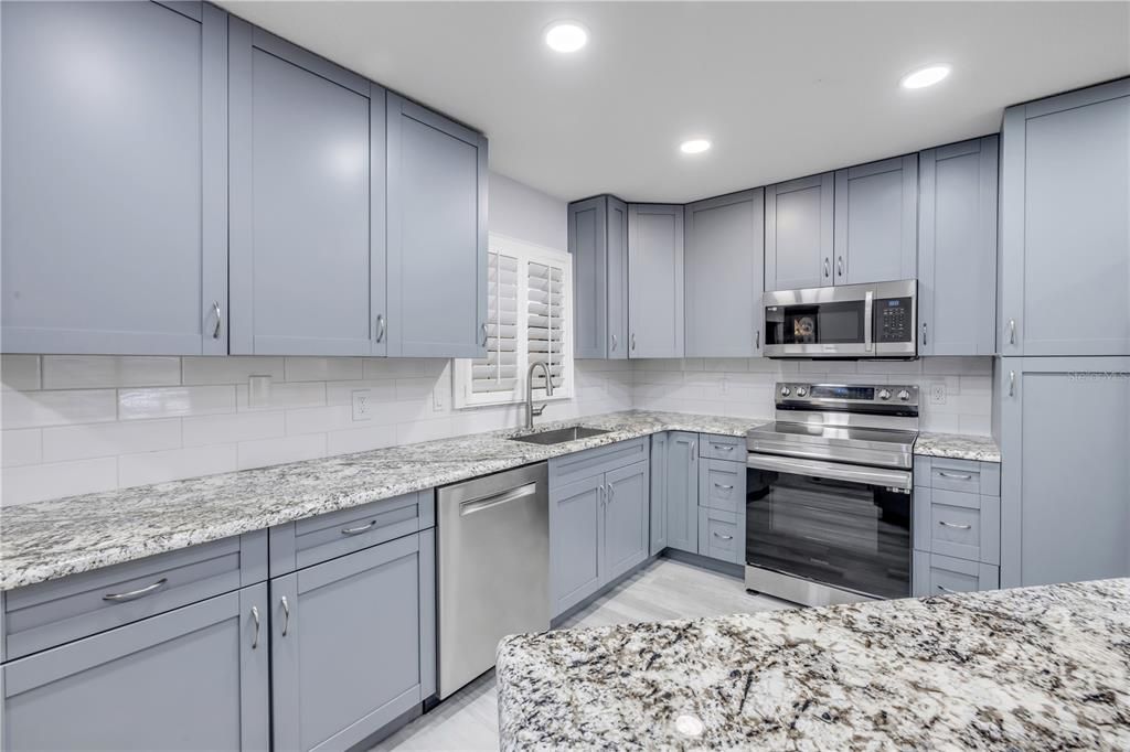 En Venta: $295,500 (3 camas, 2 baños, 1239 Pies cuadrados)