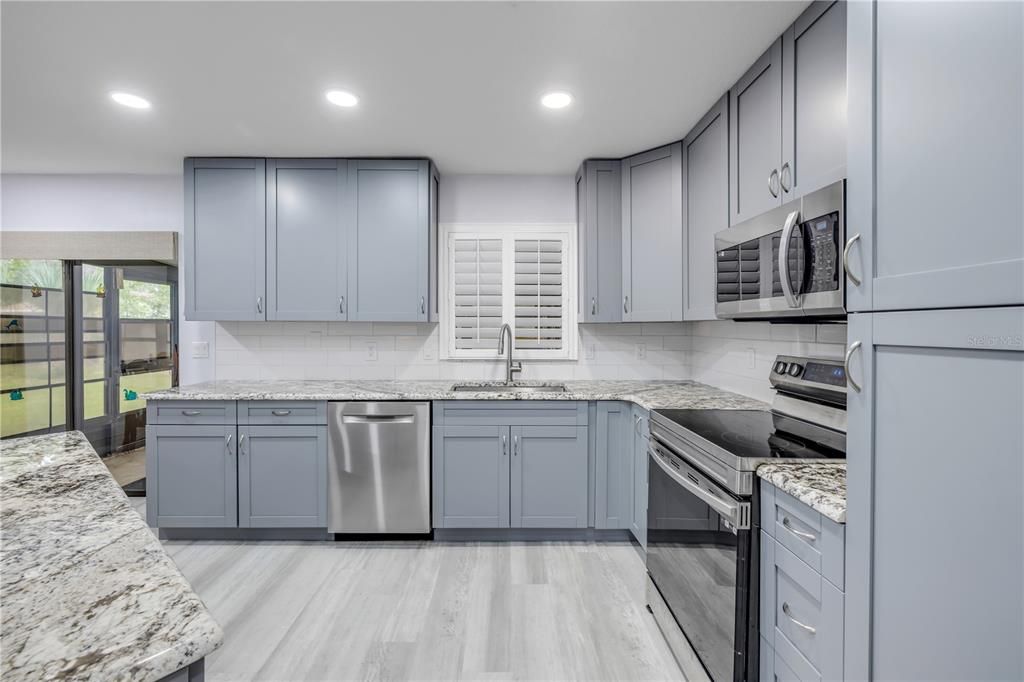 En Venta: $295,500 (3 camas, 2 baños, 1239 Pies cuadrados)