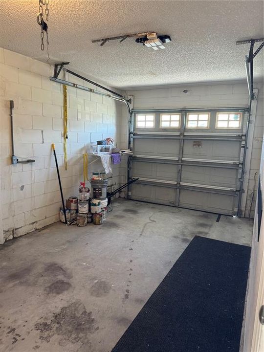 For Rent: $1,995 (3 beds, 2 baths, 1554 Square Feet)