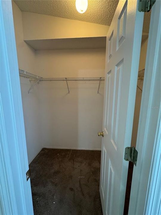 For Rent: $1,995 (3 beds, 2 baths, 1554 Square Feet)