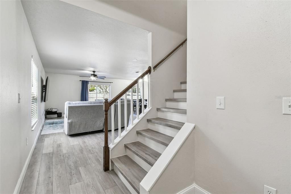 For Sale: $398,500 (4 beds, 2 baths, 1741 Square Feet)