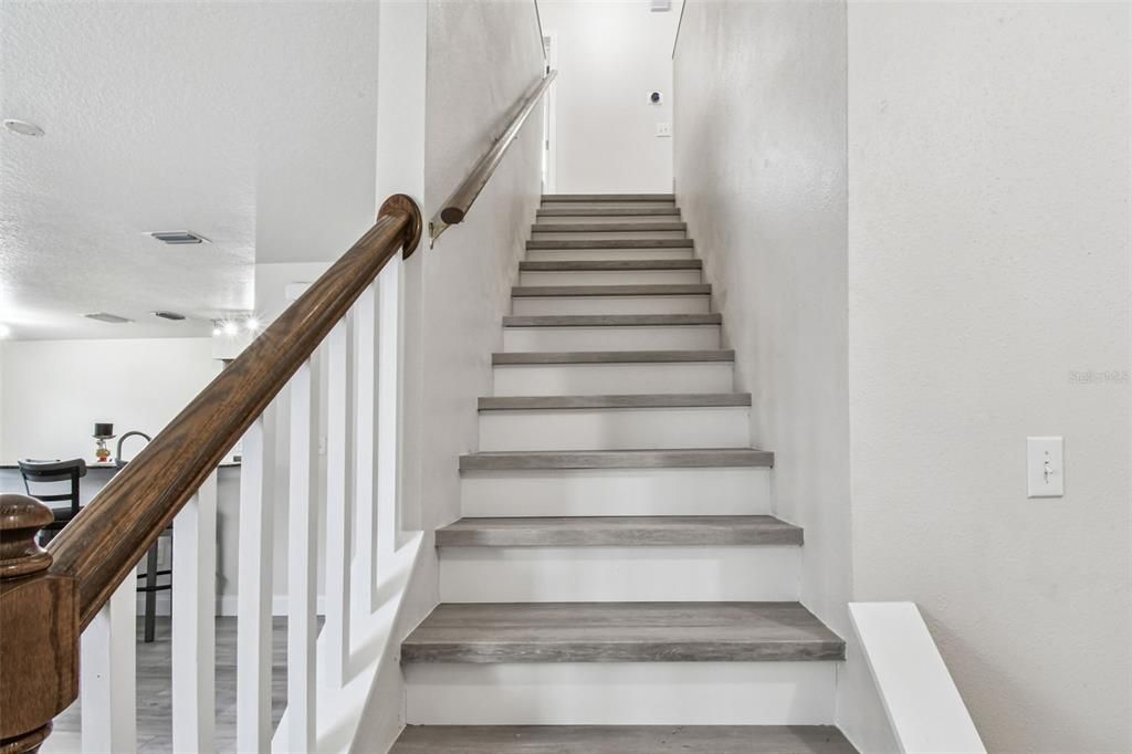 For Sale: $398,500 (4 beds, 2 baths, 1741 Square Feet)