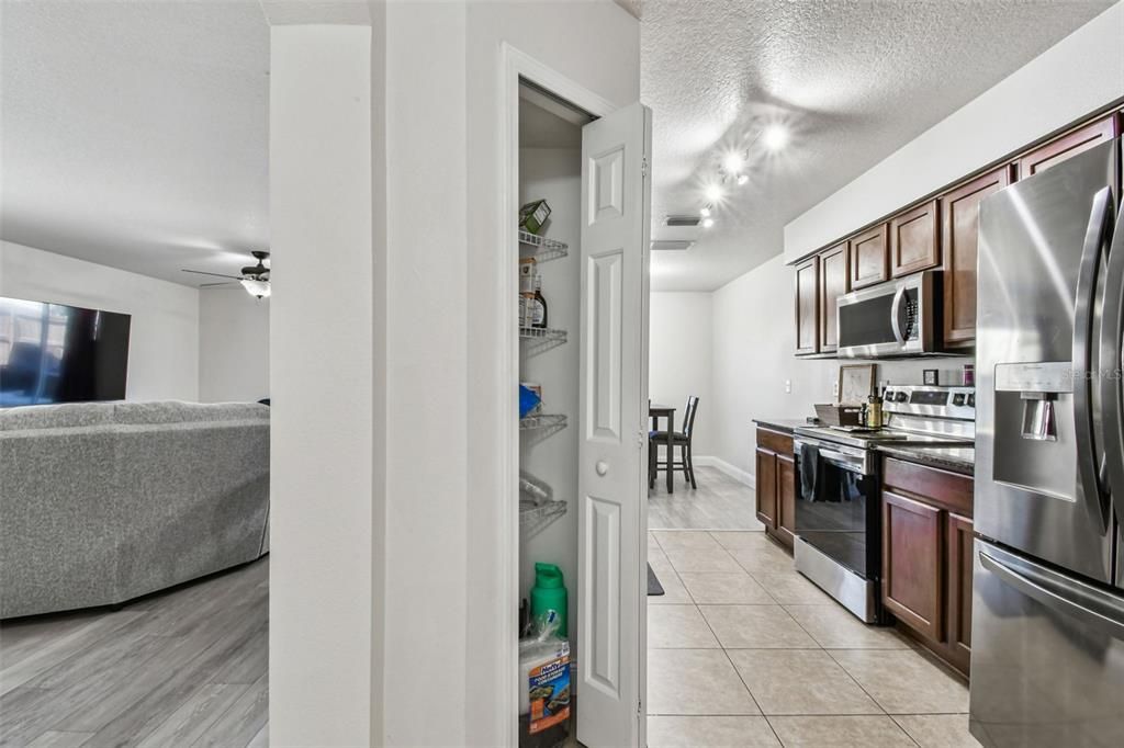 For Sale: $398,500 (4 beds, 2 baths, 1741 Square Feet)