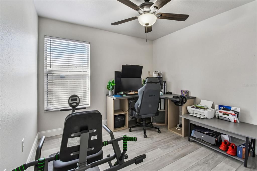 For Sale: $398,500 (4 beds, 2 baths, 1741 Square Feet)