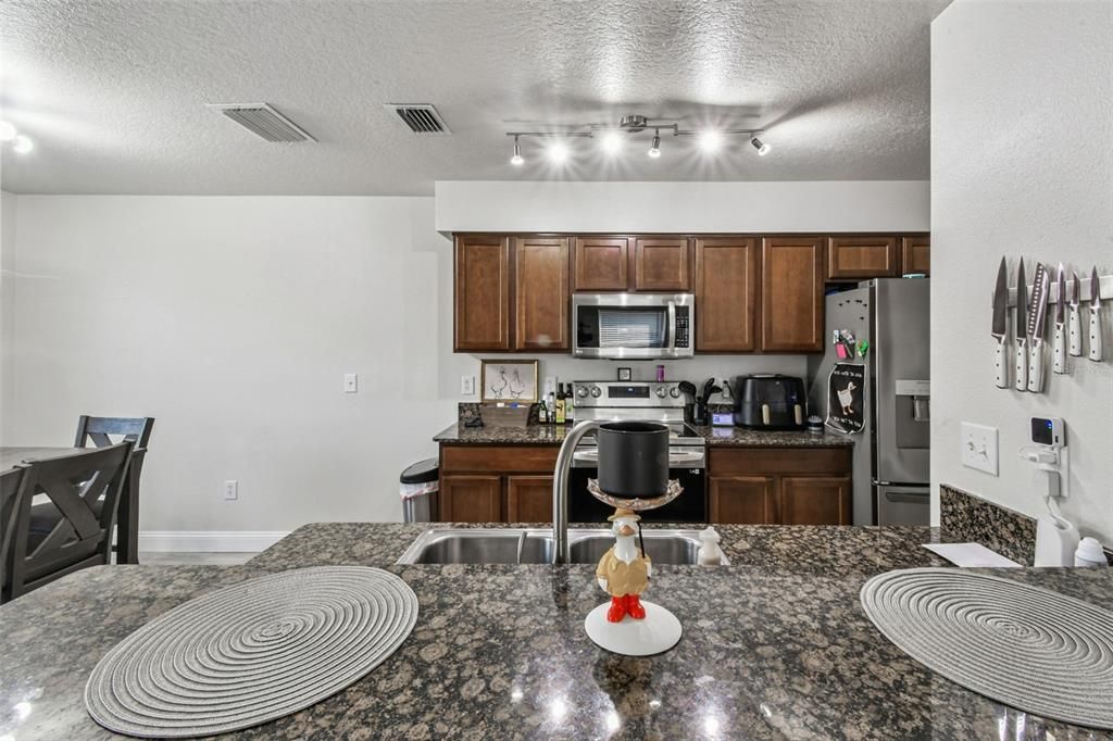 For Sale: $398,500 (4 beds, 2 baths, 1741 Square Feet)
