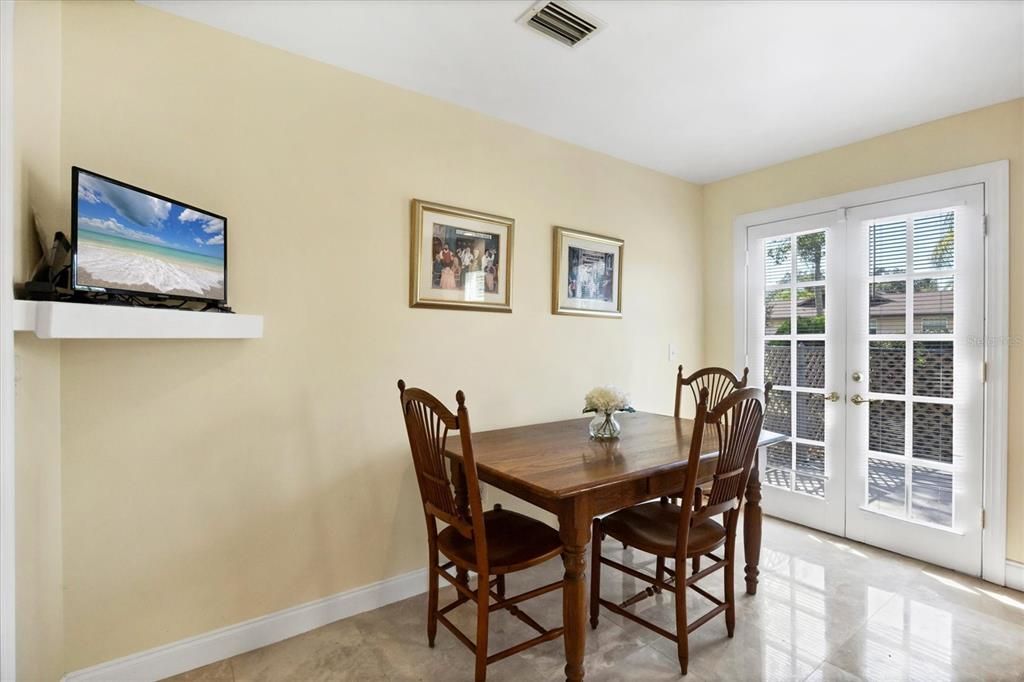 Active With Contract: $625,000 (3 beds, 2 baths, 1880 Square Feet)