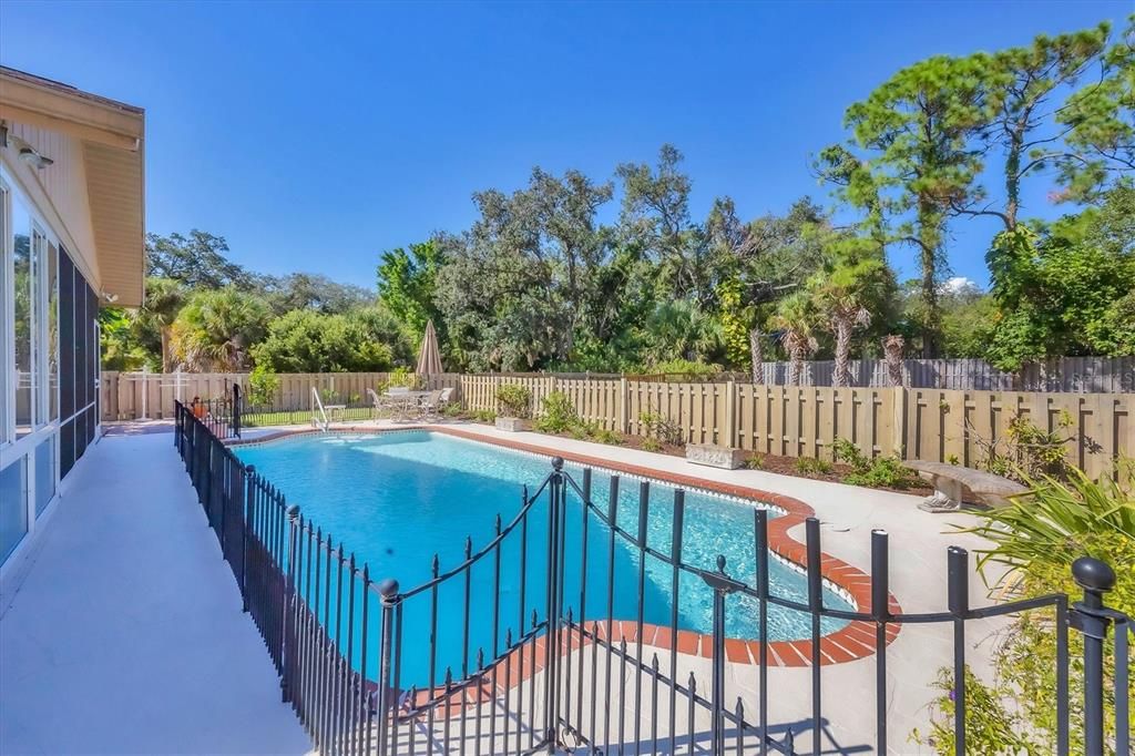 Active With Contract: $625,000 (3 beds, 2 baths, 1880 Square Feet)