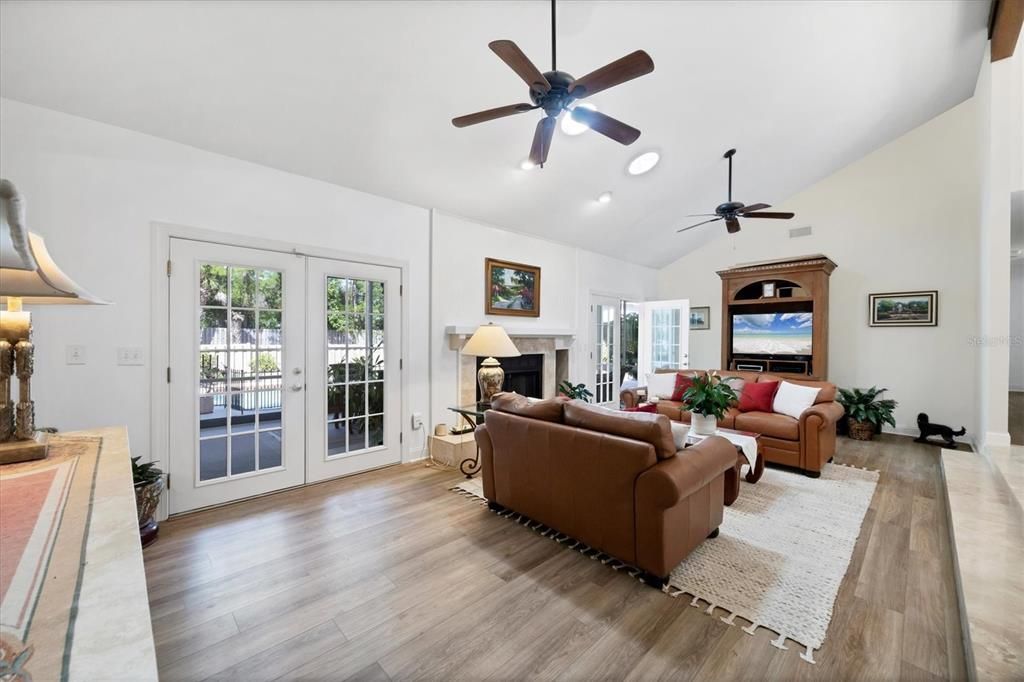 Active With Contract: $625,000 (3 beds, 2 baths, 1880 Square Feet)