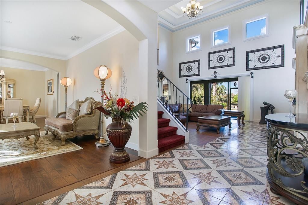 For Sale: $810,000 (6 beds, 4 baths, 4305 Square Feet)