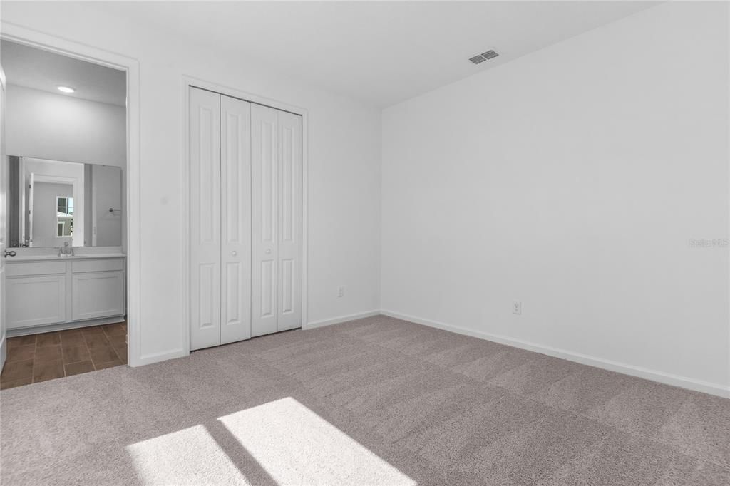 For Sale: $418,247 (5 beds, 3 baths, 3030 Square Feet)