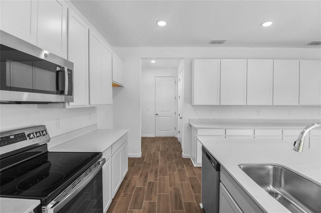 For Sale: $418,247 (5 beds, 3 baths, 3030 Square Feet)