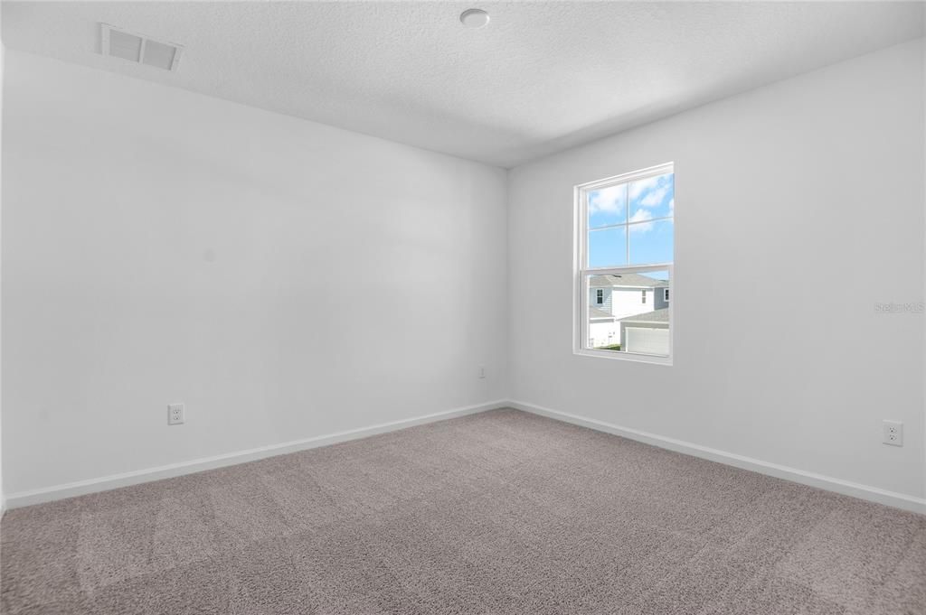 For Sale: $418,247 (5 beds, 3 baths, 3030 Square Feet)