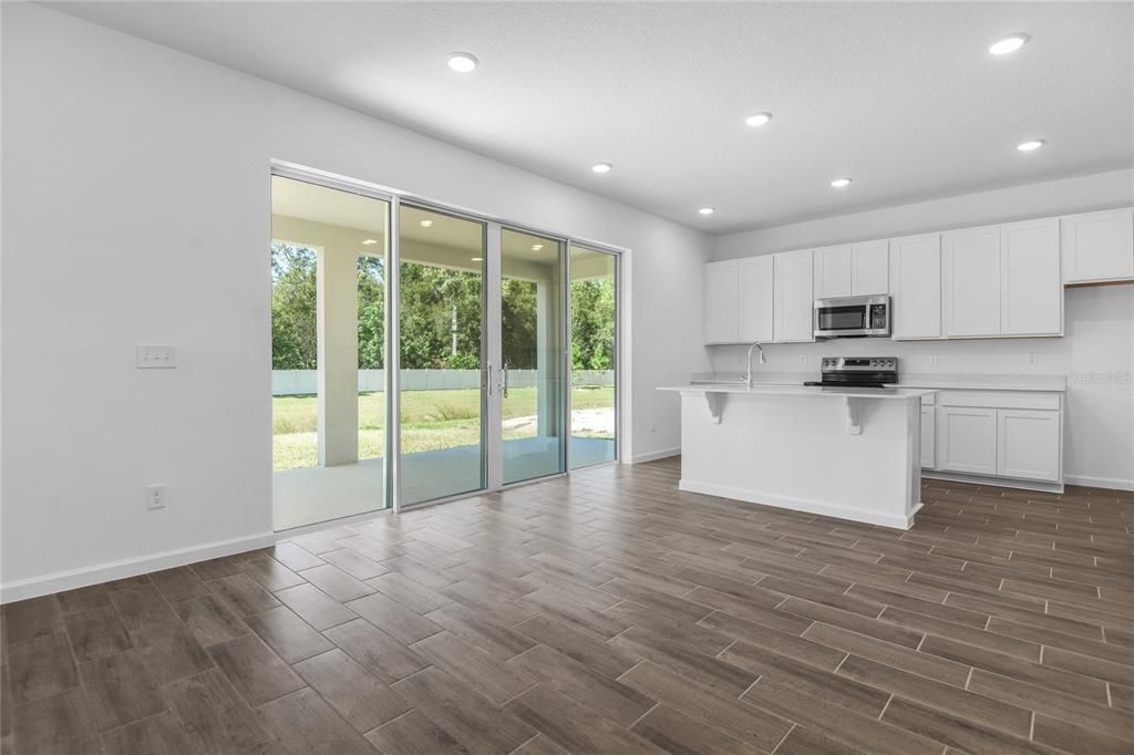 For Sale: $418,247 (5 beds, 3 baths, 3030 Square Feet)