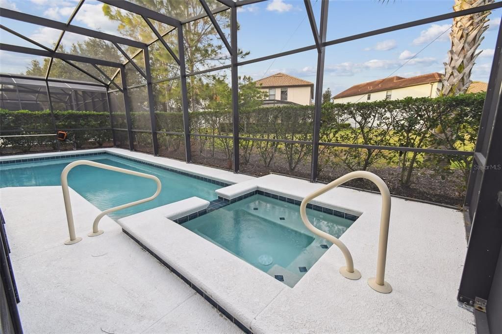 For Sale: $600,000 (5 beds, 4 baths, 2723 Square Feet)