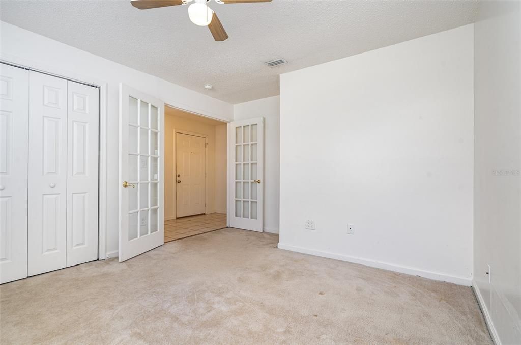 For Sale: $250,000 (3 beds, 2 baths, 1256 Square Feet)