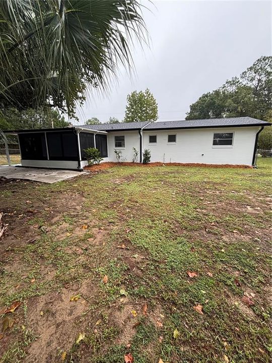 For Sale: $256,000 (3 beds, 2 baths, 1239 Square Feet)