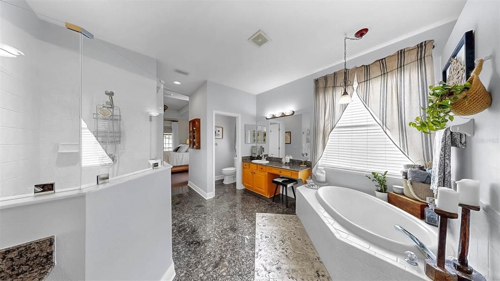 Под контрактом: $684,000 (5 спален, 3 ванн, 2861 Квадратных фут)