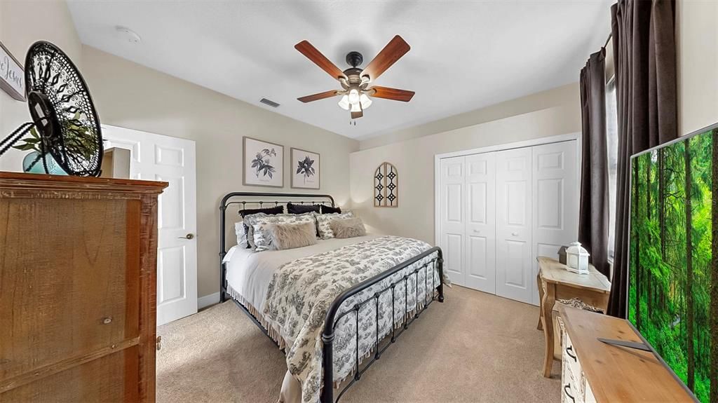 Под контрактом: $684,000 (5 спален, 3 ванн, 2861 Квадратных фут)