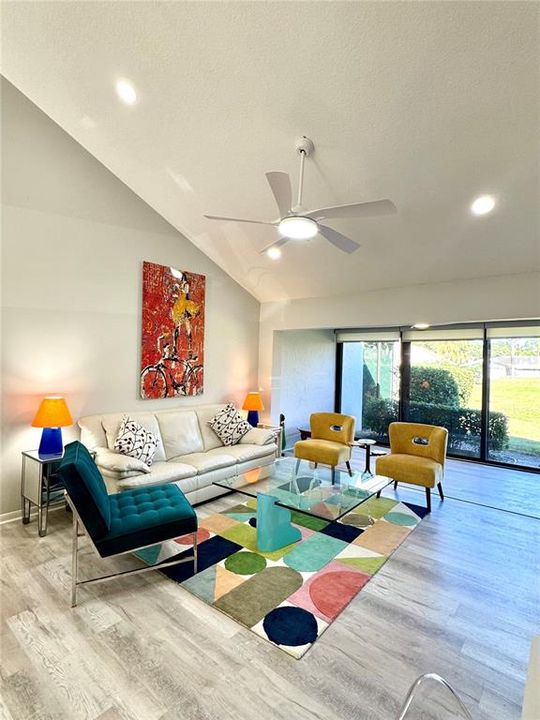 For Rent: $2,500 (2 beds, 2 baths, 1176 Square Feet)