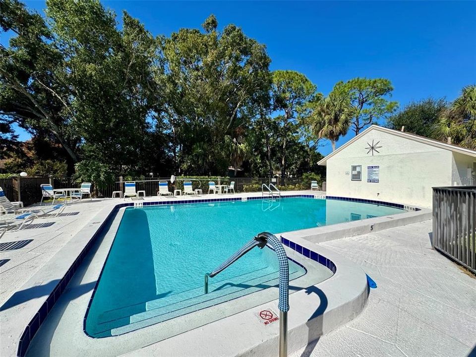 For Rent: $2,500 (2 beds, 2 baths, 1176 Square Feet)