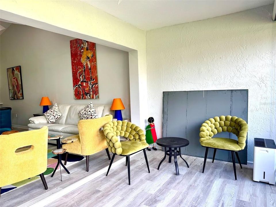 For Rent: $2,500 (2 beds, 2 baths, 1176 Square Feet)