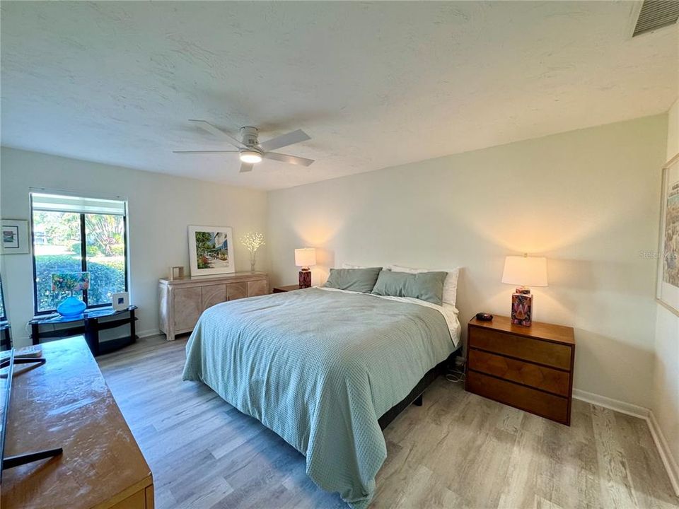 For Rent: $2,500 (2 beds, 2 baths, 1176 Square Feet)