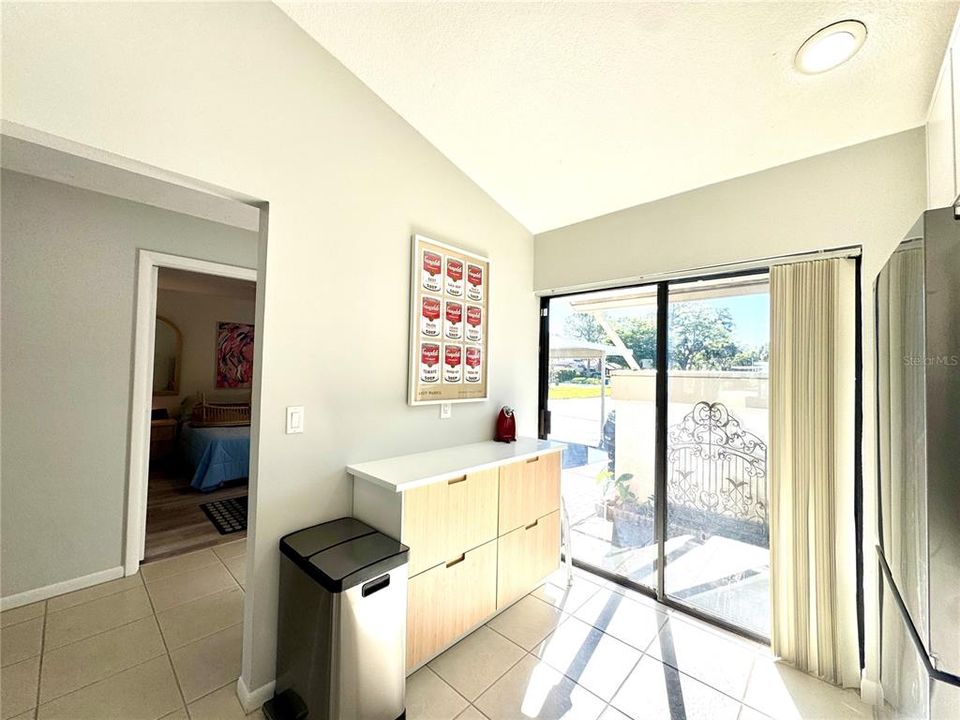 For Rent: $2,500 (2 beds, 2 baths, 1176 Square Feet)