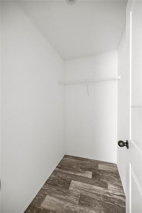 For Sale: $234,900 (3 beds, 2 baths, 1568 Square Feet)