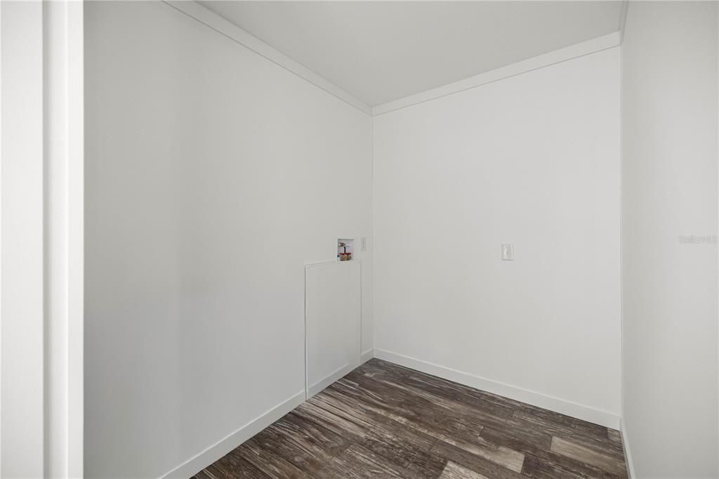 For Sale: $234,900 (3 beds, 2 baths, 1568 Square Feet)