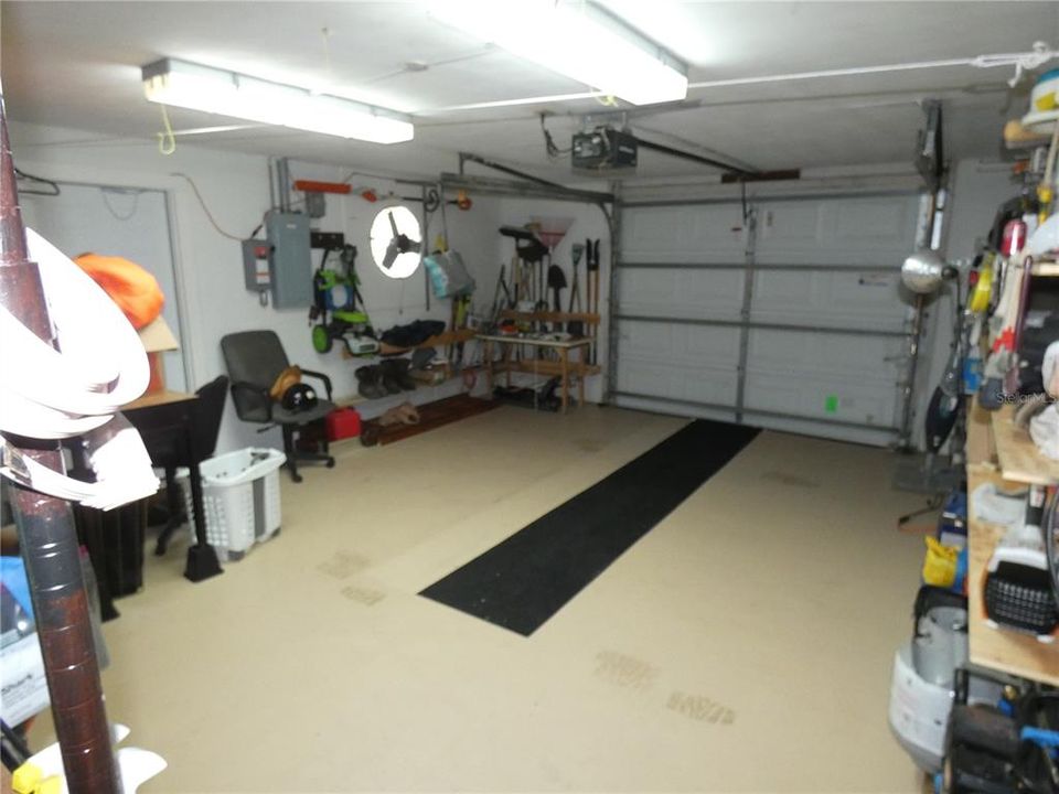 For Sale: $260,000 (2 beds, 2 baths, 1156 Square Feet)