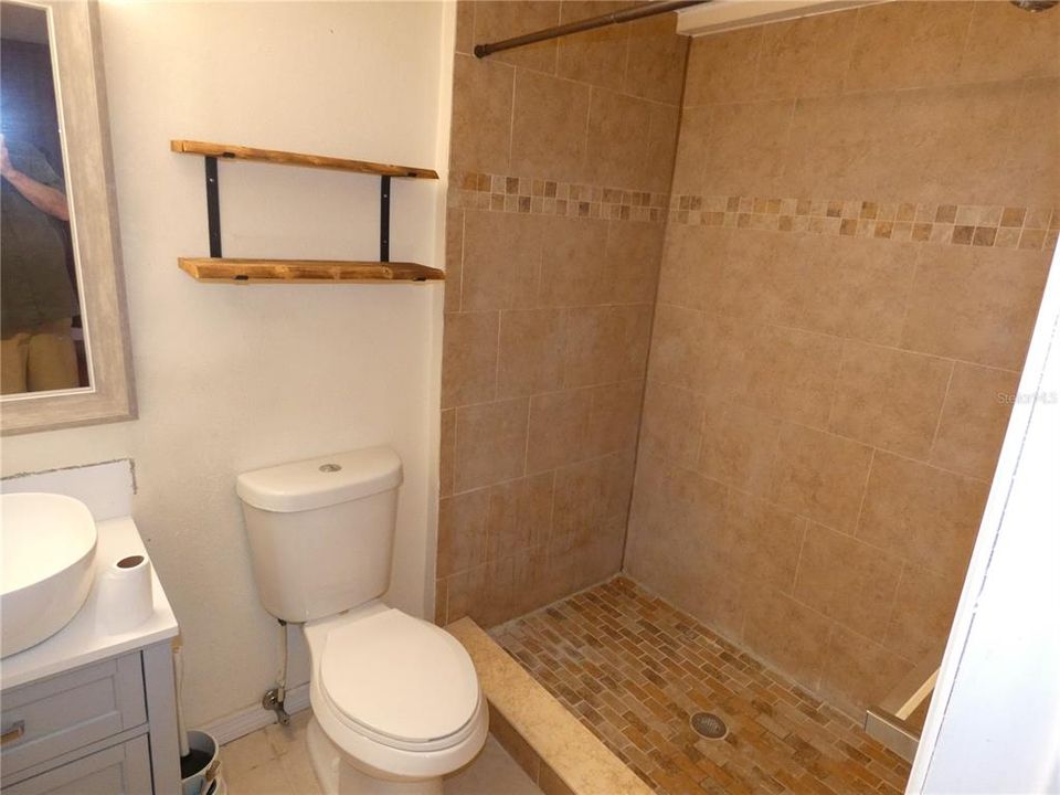 For Sale: $260,000 (2 beds, 2 baths, 1156 Square Feet)