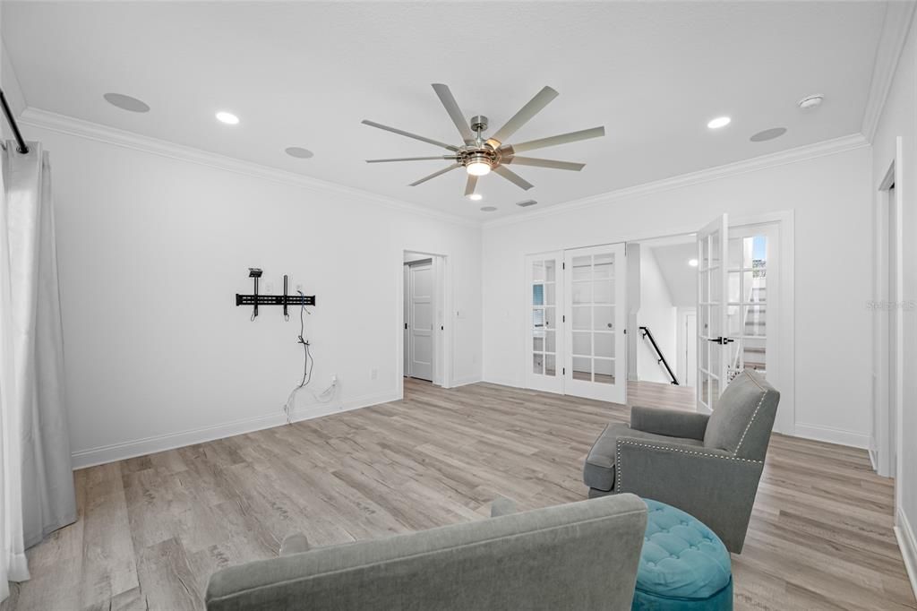 For Sale: $2,495,000 (4 beds, 4 baths, 3560 Square Feet)