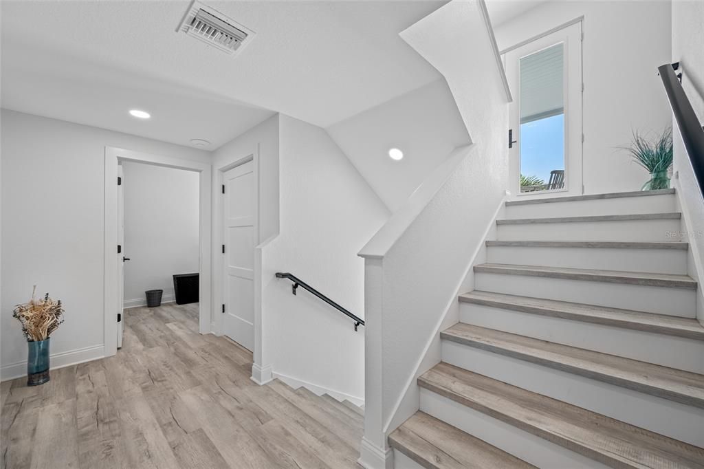 For Sale: $2,495,000 (4 beds, 4 baths, 3560 Square Feet)