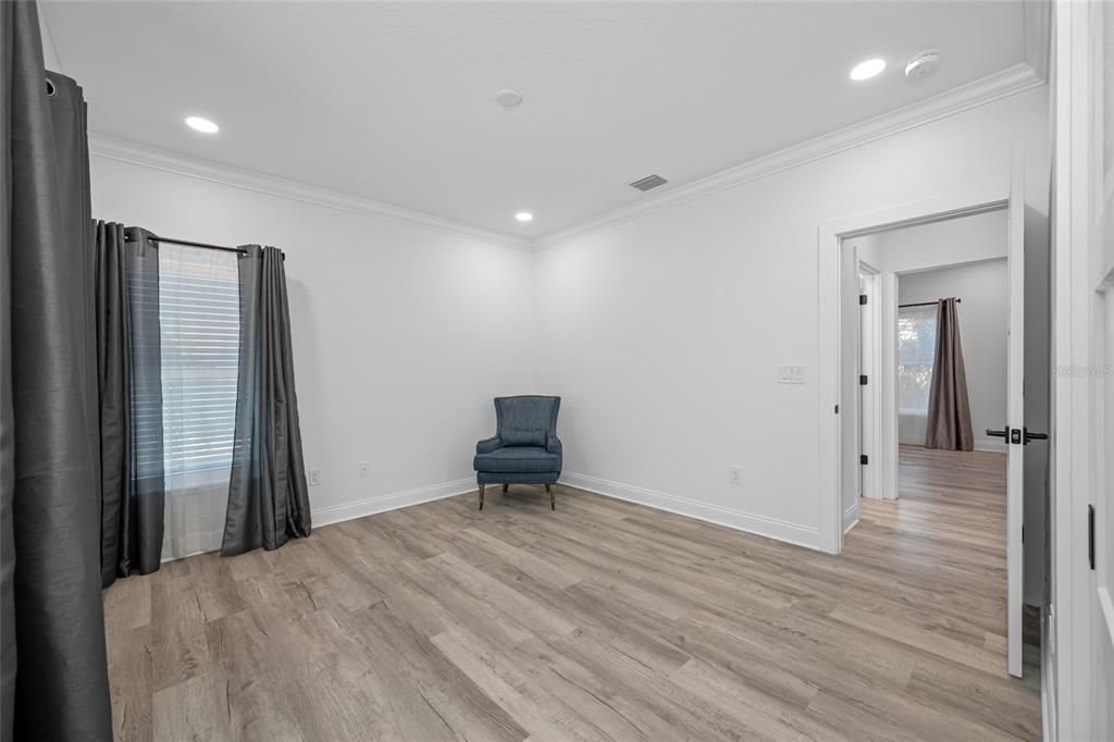 For Sale: $2,495,000 (4 beds, 4 baths, 3560 Square Feet)