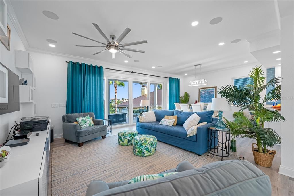 For Sale: $2,495,000 (4 beds, 4 baths, 3560 Square Feet)