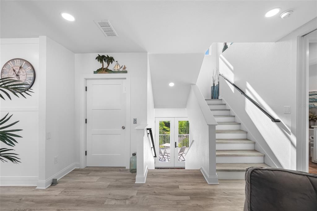 For Sale: $2,495,000 (4 beds, 4 baths, 3560 Square Feet)