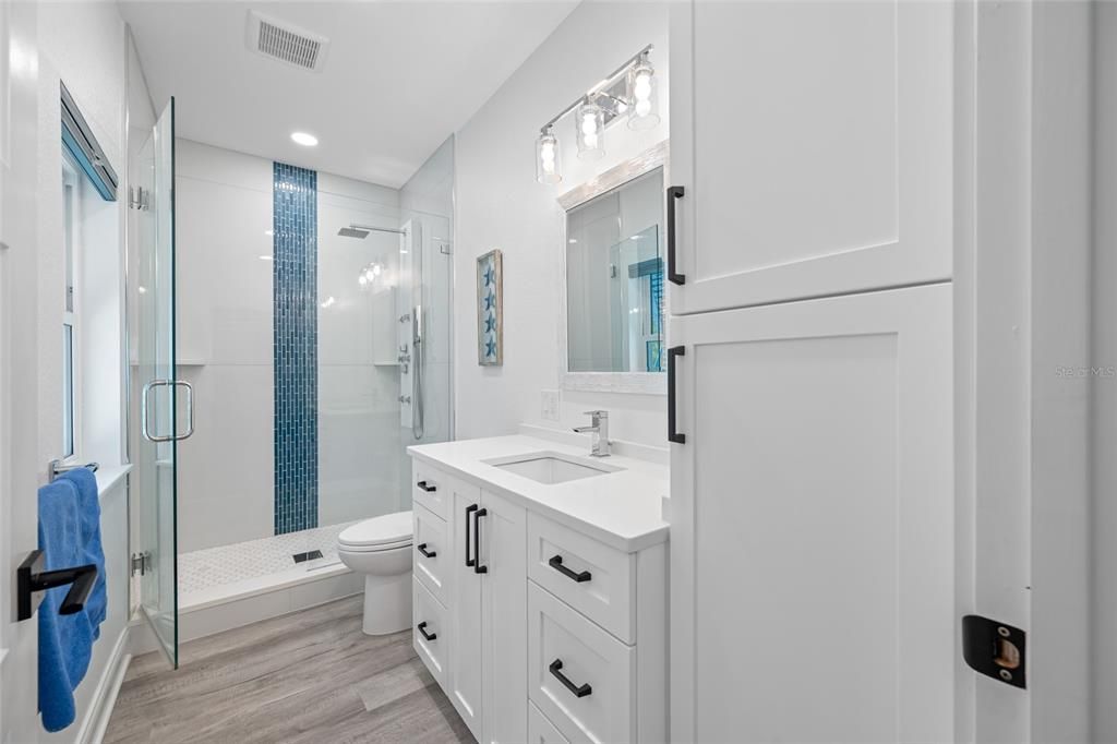 For Sale: $2,495,000 (4 beds, 4 baths, 3560 Square Feet)