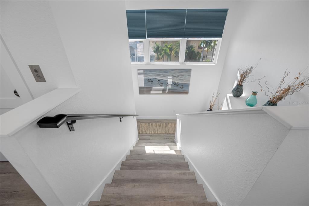 For Sale: $2,495,000 (4 beds, 4 baths, 3560 Square Feet)