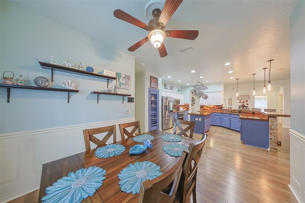 待售: $464,990 (4 贝兹, 3 浴室, 2638 平方英尺)