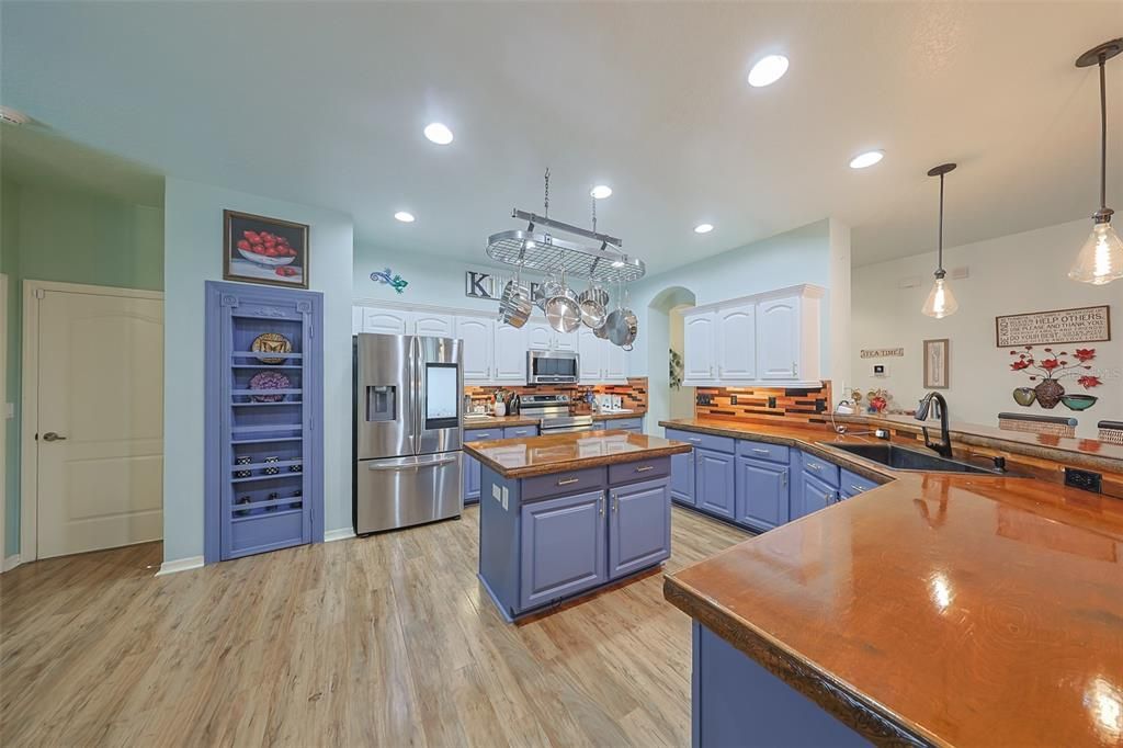 待售: $464,990 (4 贝兹, 3 浴室, 2638 平方英尺)