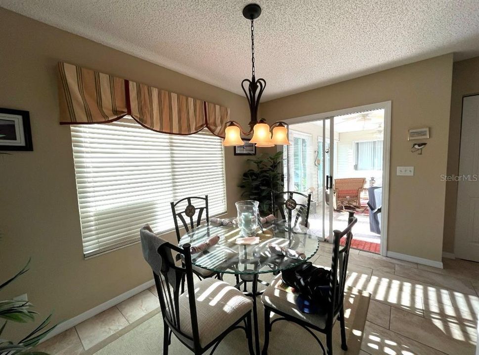 待售: $318,000 (3 贝兹, 2 浴室, 1757 平方英尺)